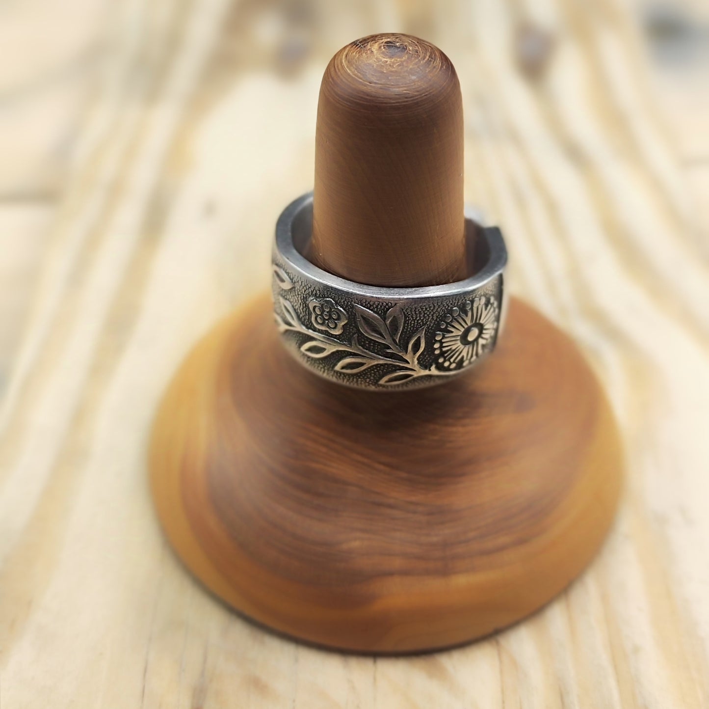 Stainless steel floral ring