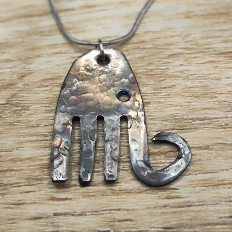 Stainless steel Elephant necklace & chain