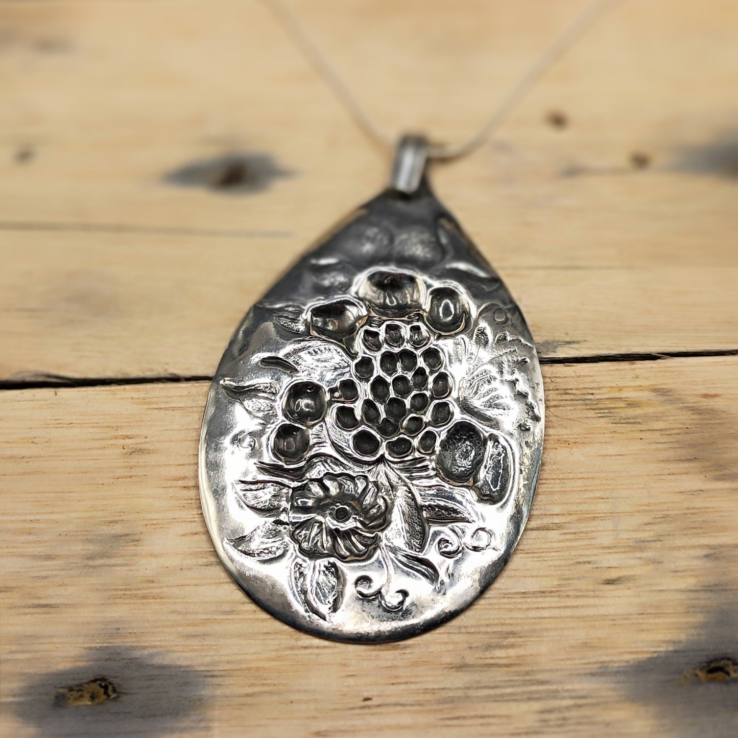 Silver plated Pendant & chain