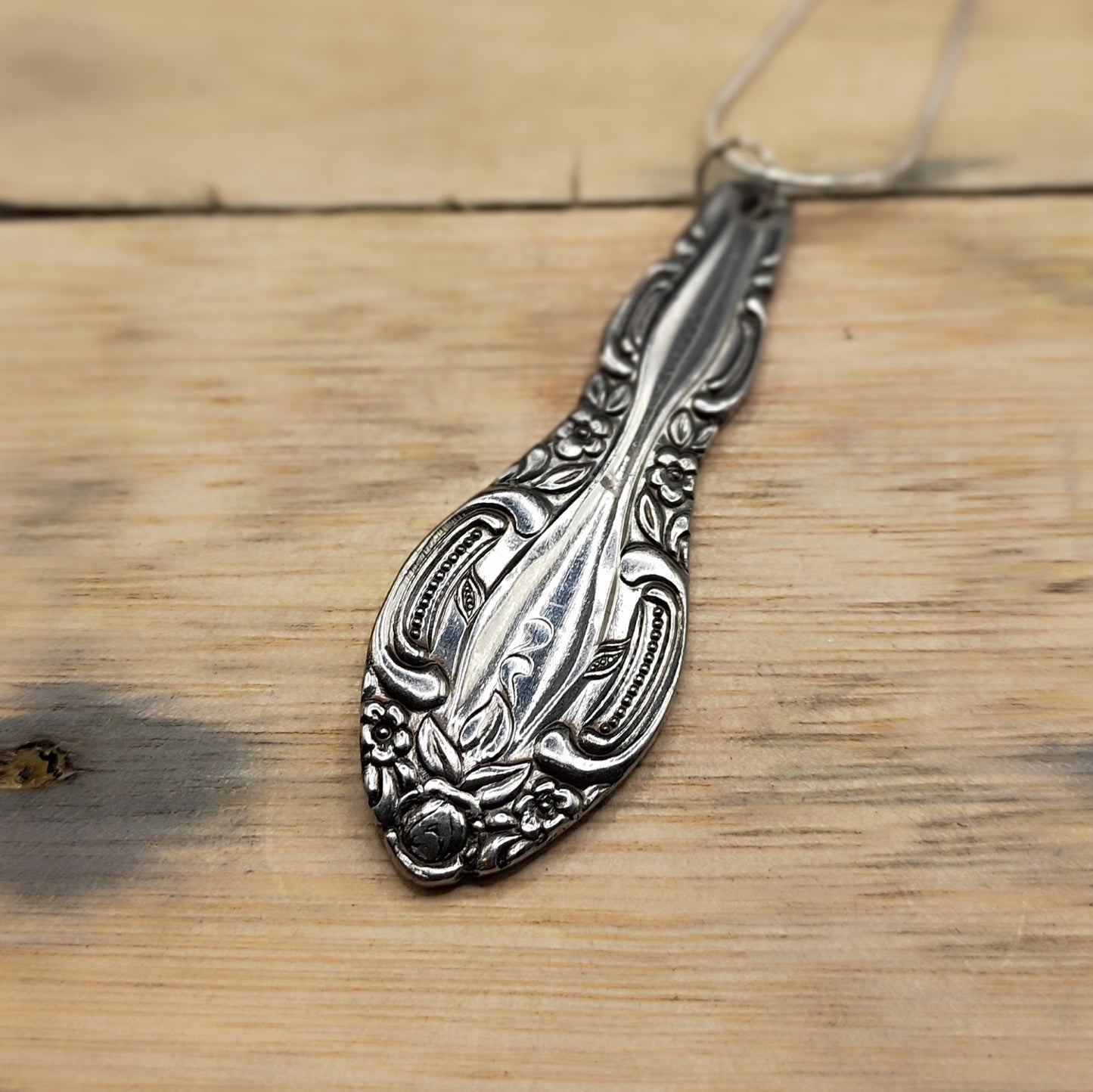 Stainless steel Pendant & chain