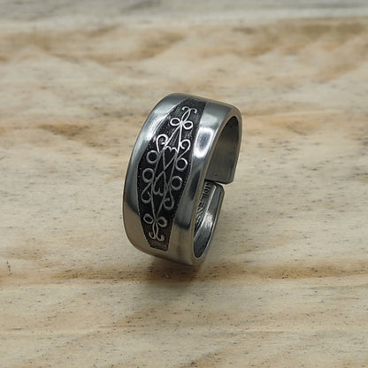 Stainless steel floral ring