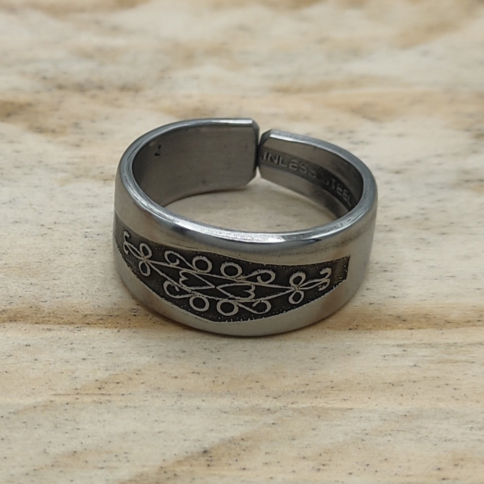 Stainless steel floral ring