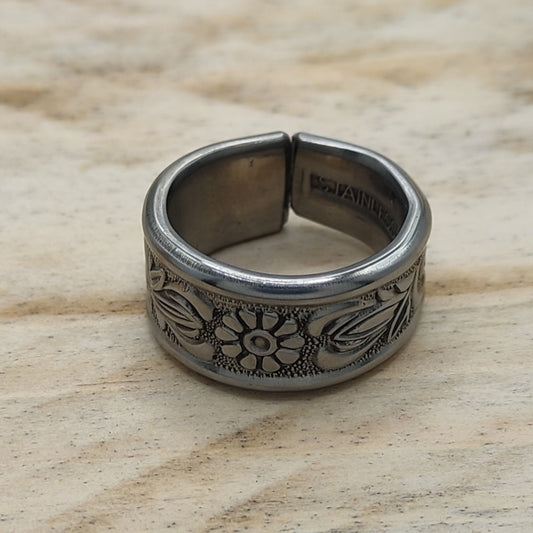 Stainless steel floral ring