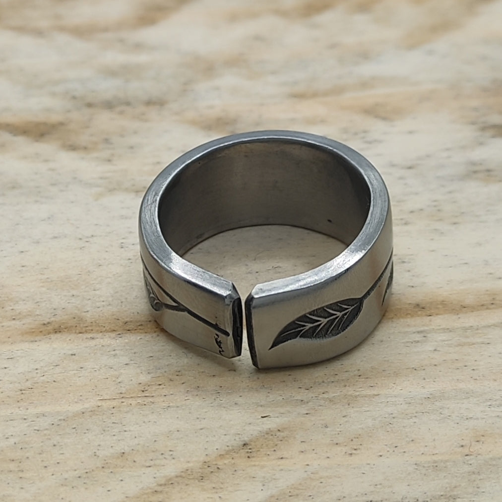 Stainless steel floral ring