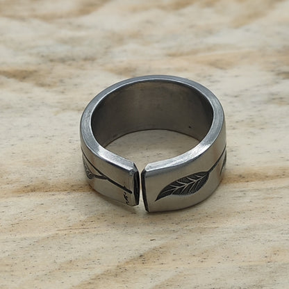 Stainless steel floral ring