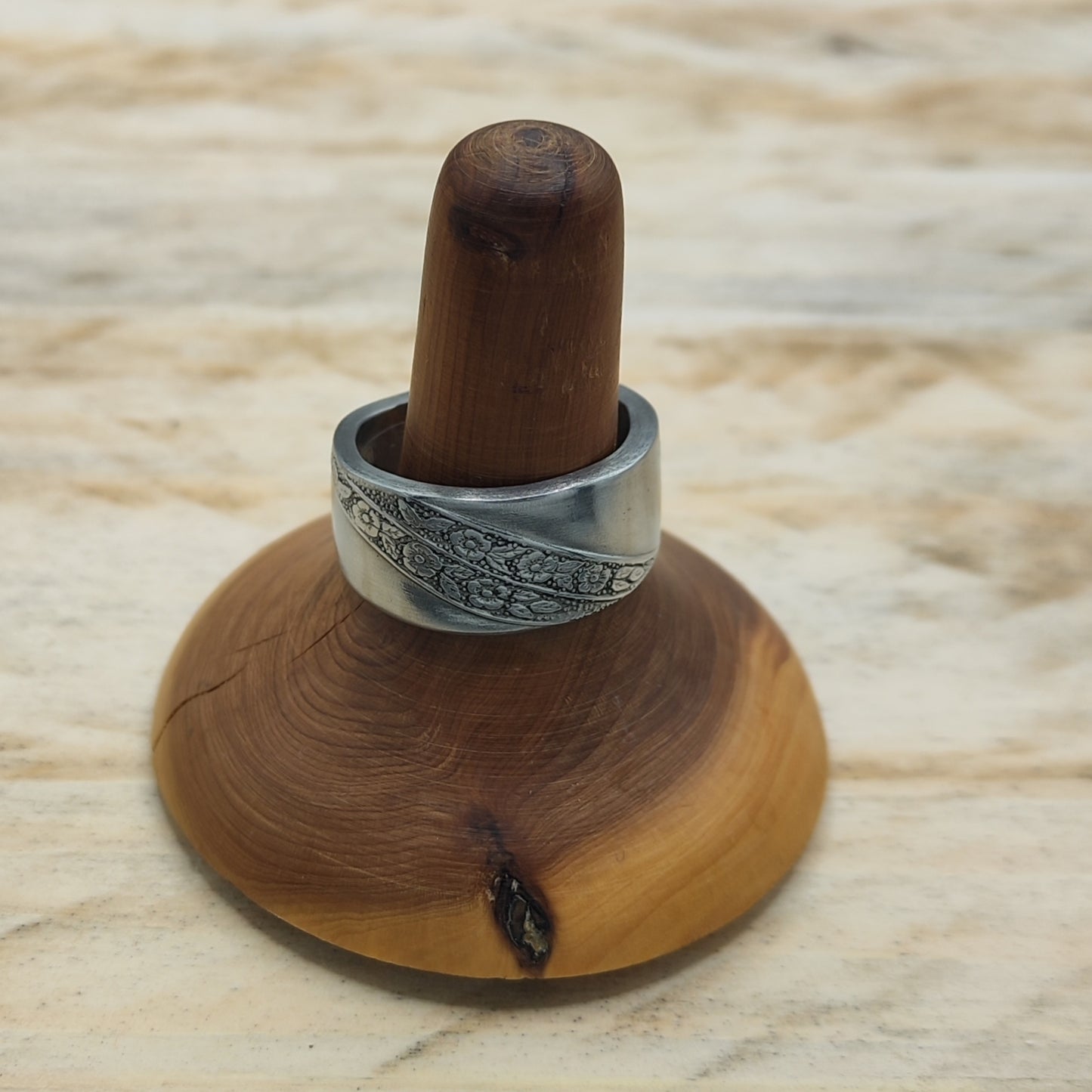 Stainless steel floral ring