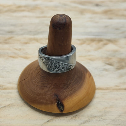 Stainless steel floral ring