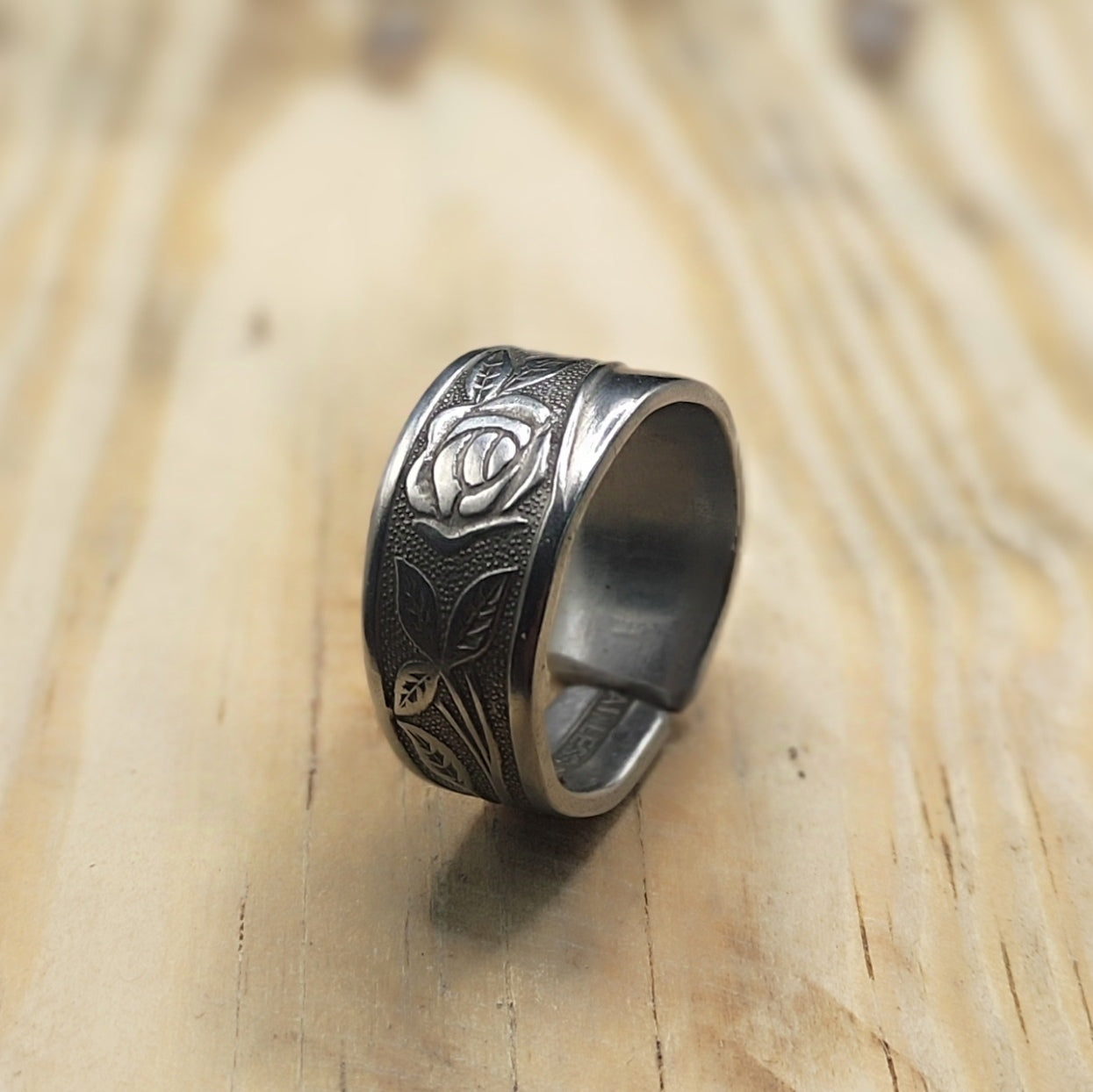 Stainless steel floral ring