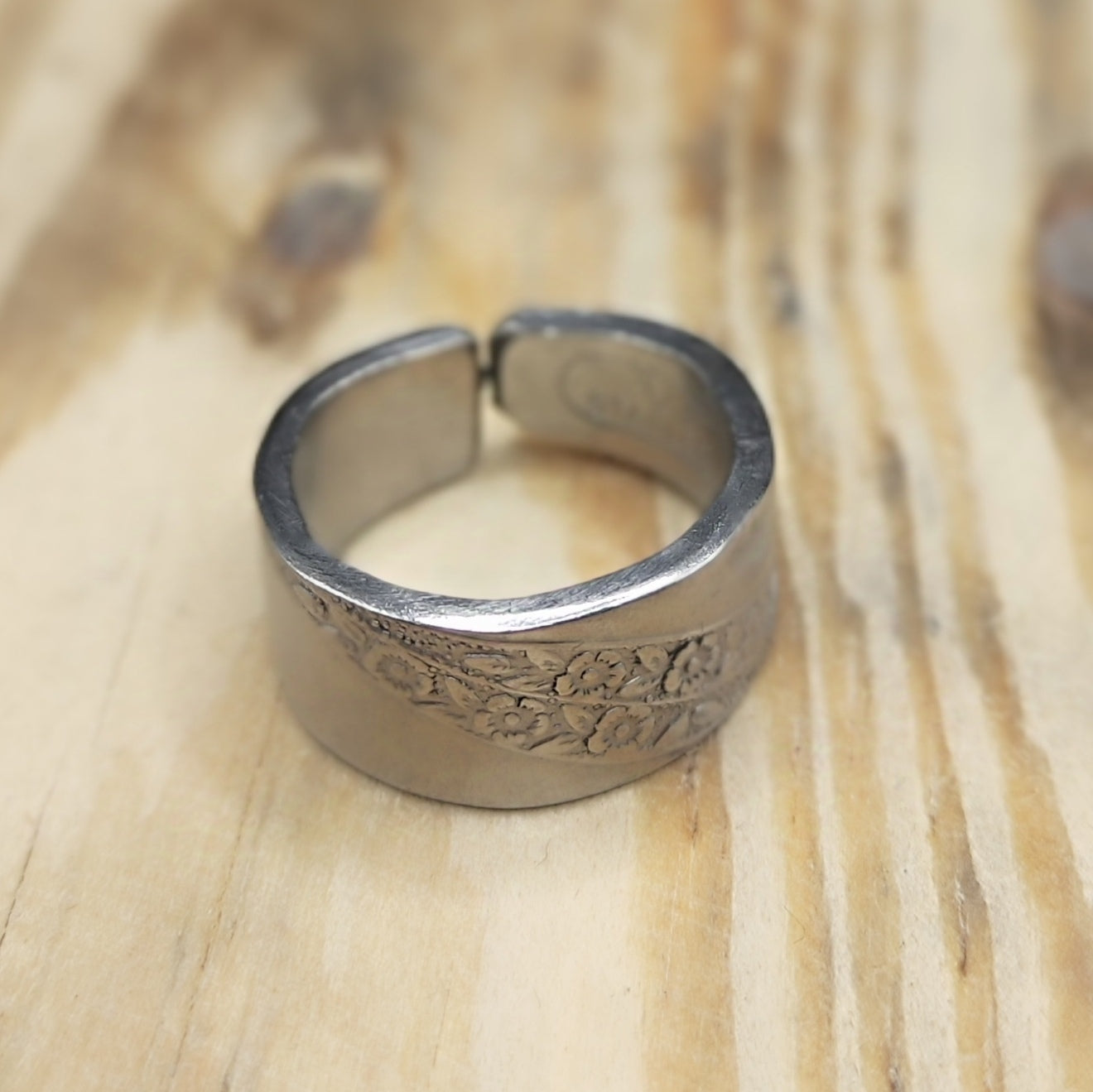 Stainless steel floral ring
