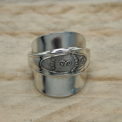 Chunky wrap around full spoon ring QEII Coronation
