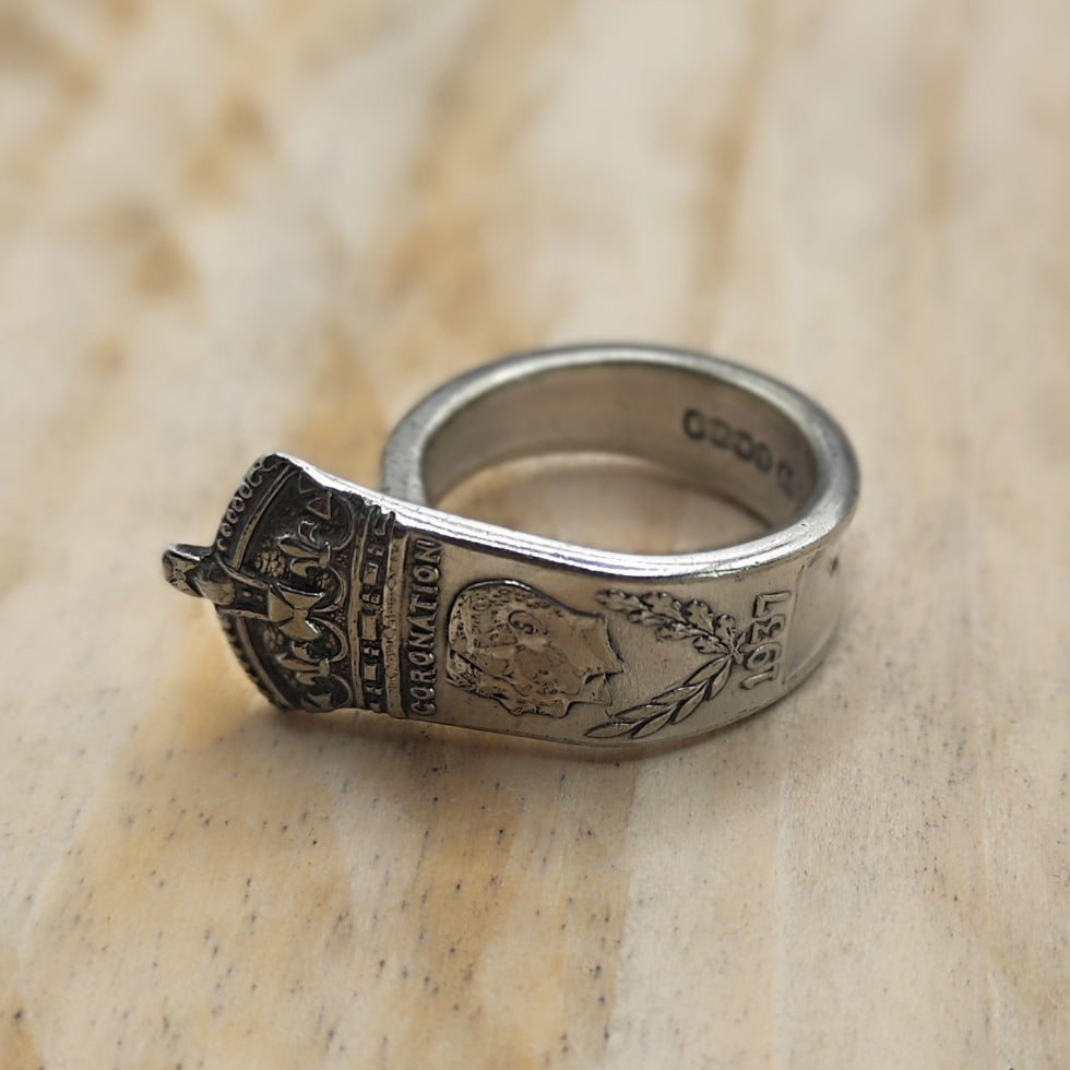 1937 Coronation Winged spoon Ring Silver Plated