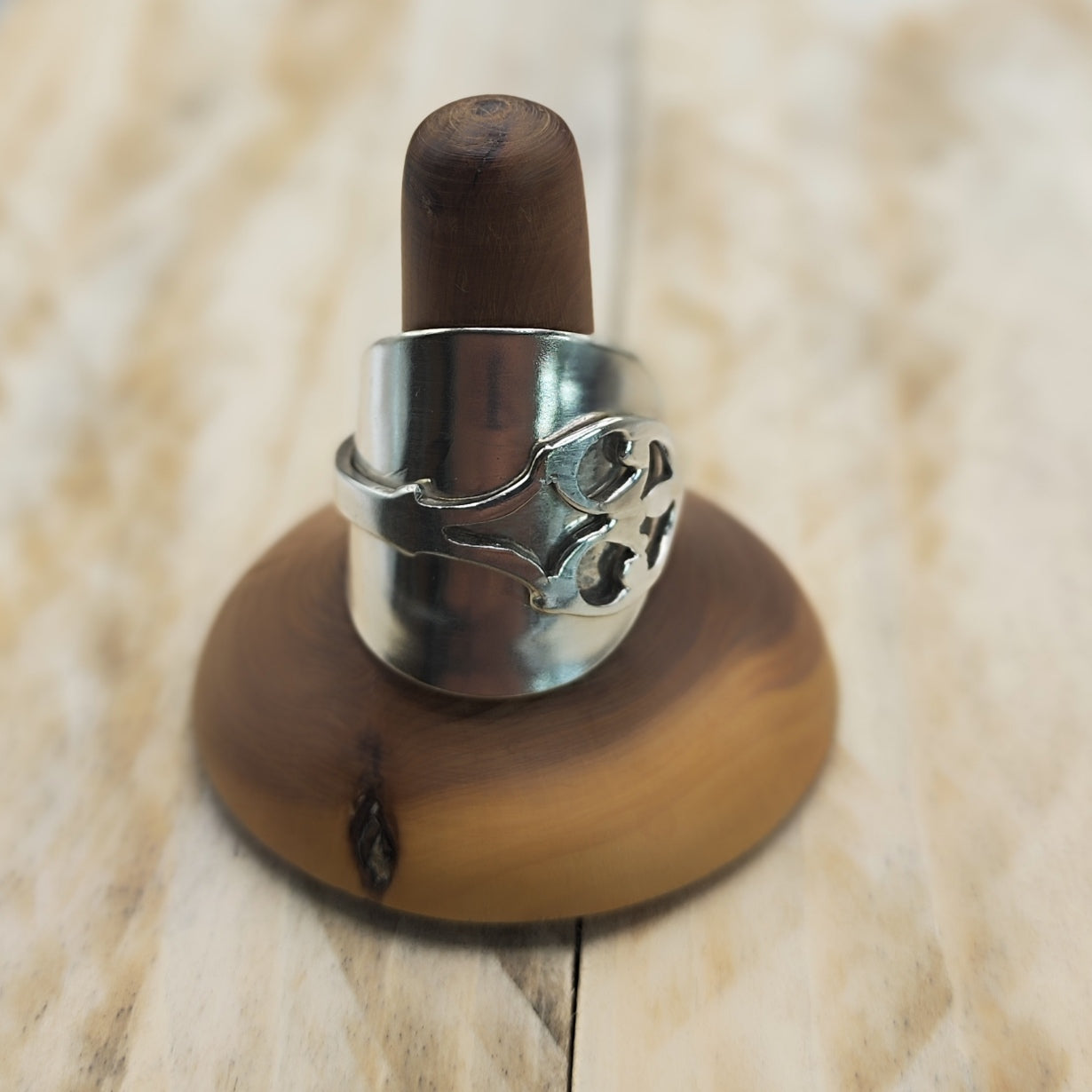 Chunky wrap around spoon ring