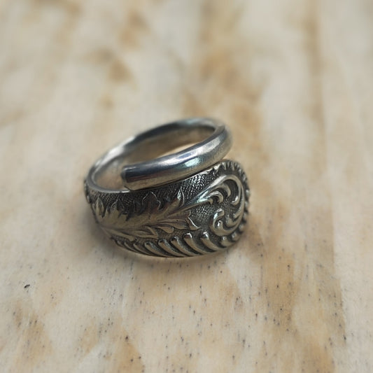 Wrap around spoon Ring Silver Plated