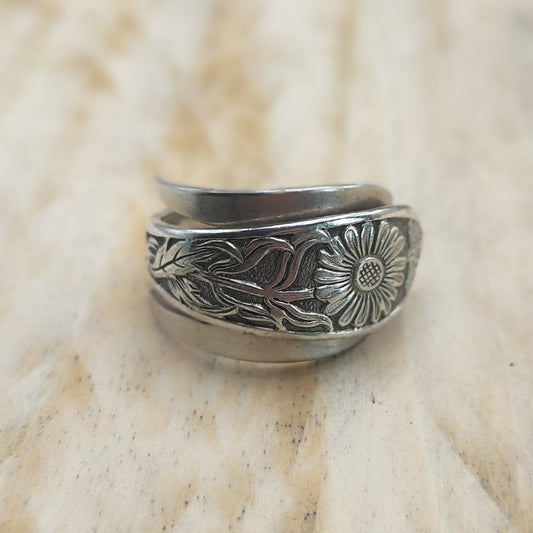 Wrap around fork Ring Silver Plated