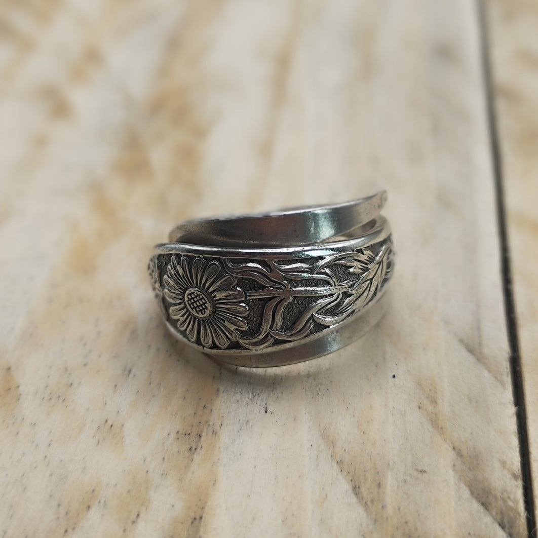 Wrap around fork Ring Silver Plated