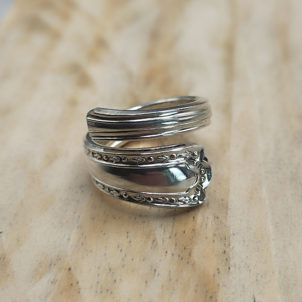 Wrap around spoon Ring Silver Plated
