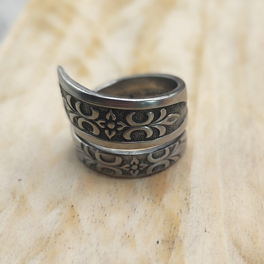 Wrap around spoon ring Stainless steel