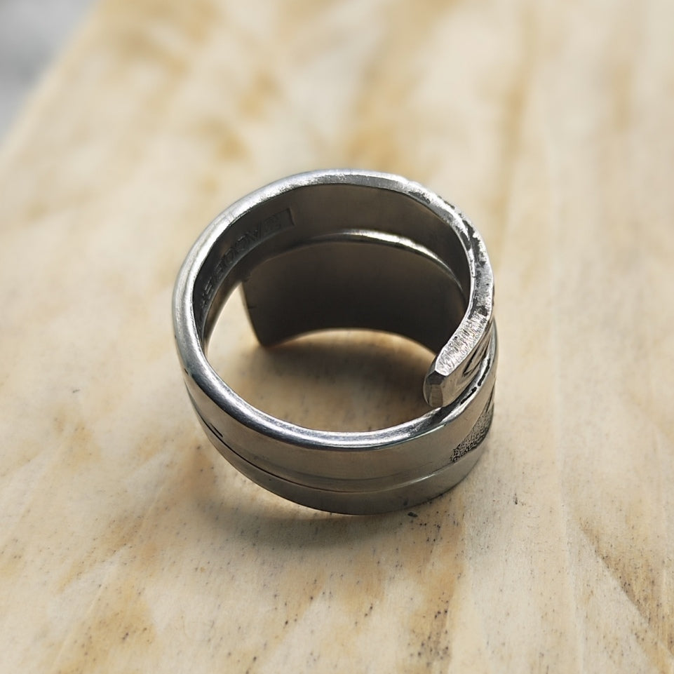 Wrap around spoon ring Stainless steel