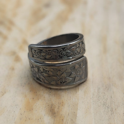 Wrap around spoon ring Stainless steel