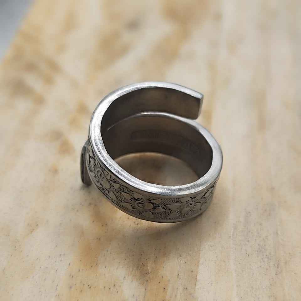 Wrap around spoon ring Stainless steel