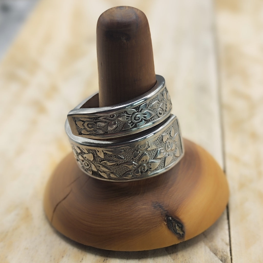 Wrap around spoon ring Stainless steel