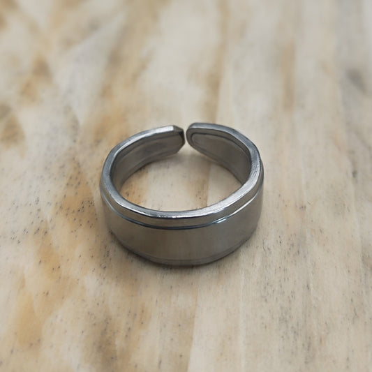 Stainless steel minimalistic ring