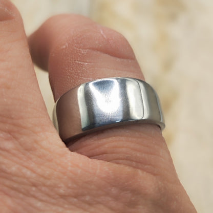 Stainless steel minimalistic ring