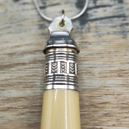 Silver plated and bakelite pendant & chain