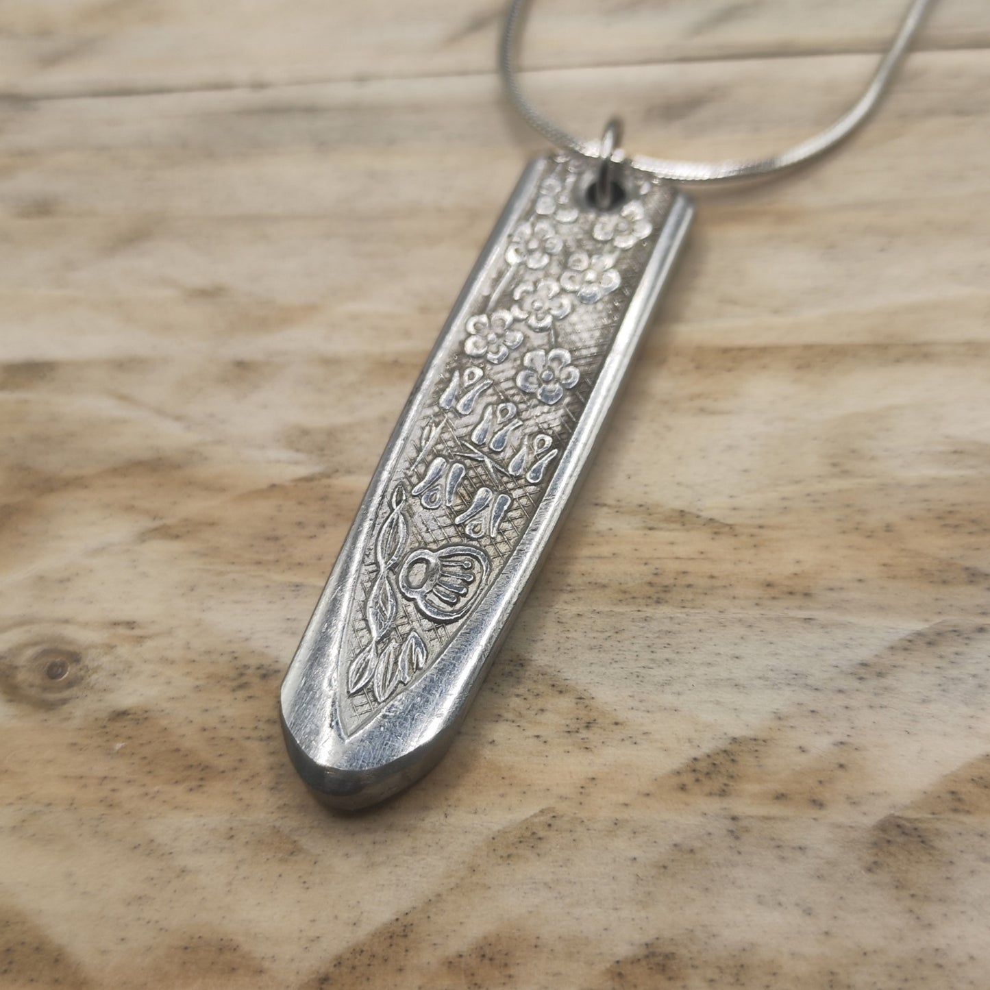 Stainless steel Pendant & chain