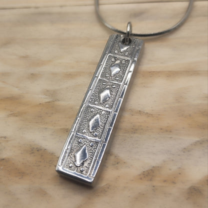 Stainless steel Pendant & chain