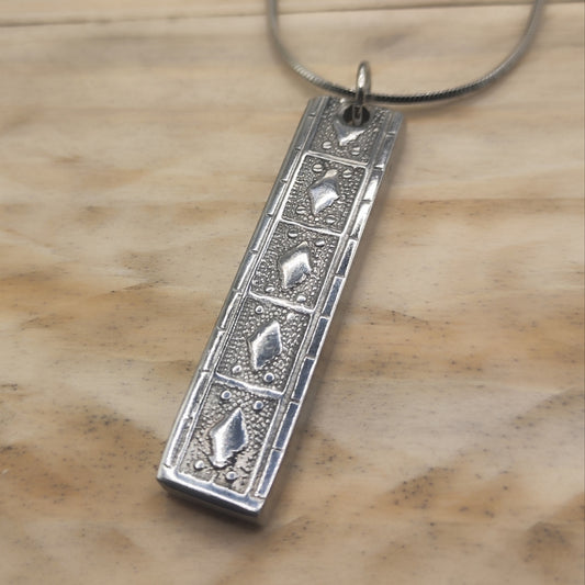 Stainless steel Pendant & chain