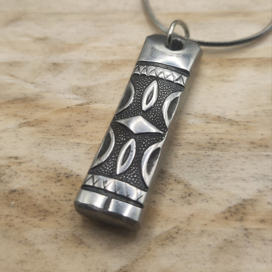 Stainless steel Pendant & chain