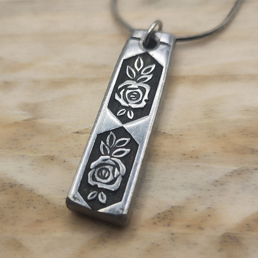 Stainless steel Pendant & chain
