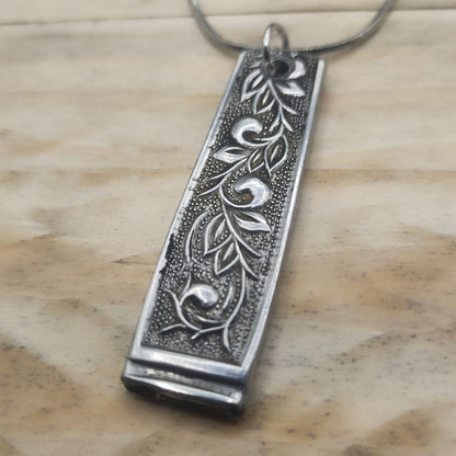 Stainless steel Pendant & chain